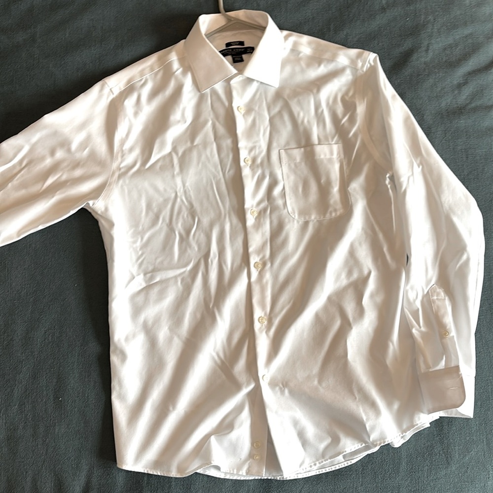 Pronto Uomo Oxford button down slim fit dress shirt. White. EUC. 16.5n 34/35l